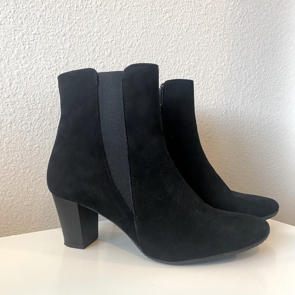 Eric Michael black boots never worn